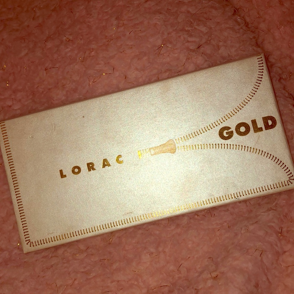 Lorac Gold Unzipped Palette